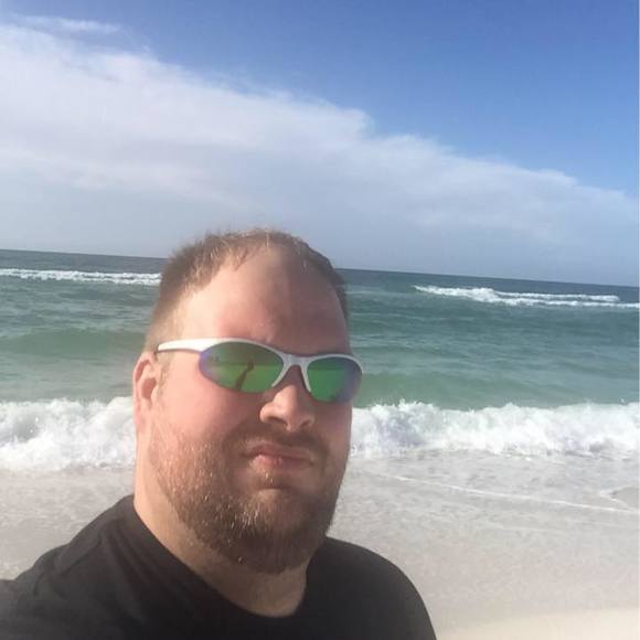 Meet your Posher, Justin - Picture 1 of 1